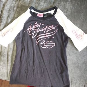 Woman's Harley quarter sleeve